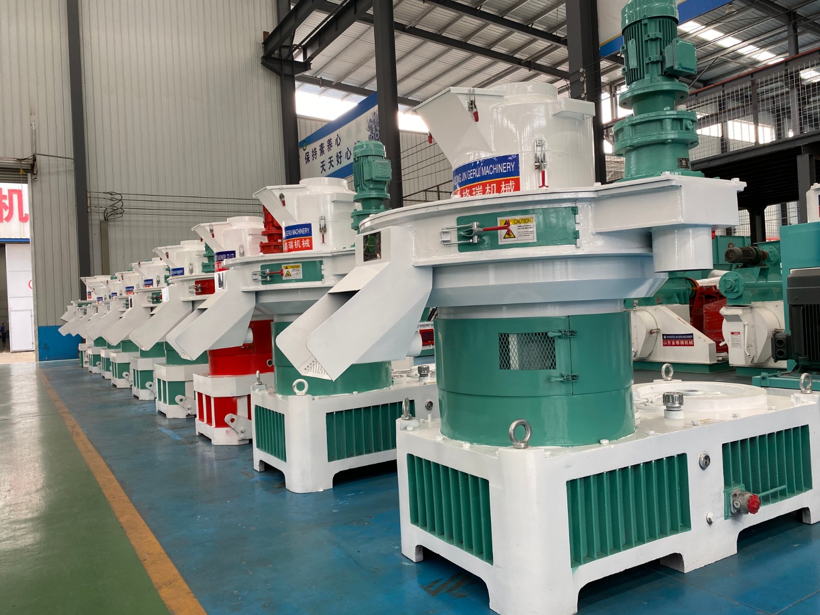 生物質(zhì)秸稈顆粒機(jī) 生物質(zhì)秸稈顆粒機(jī)