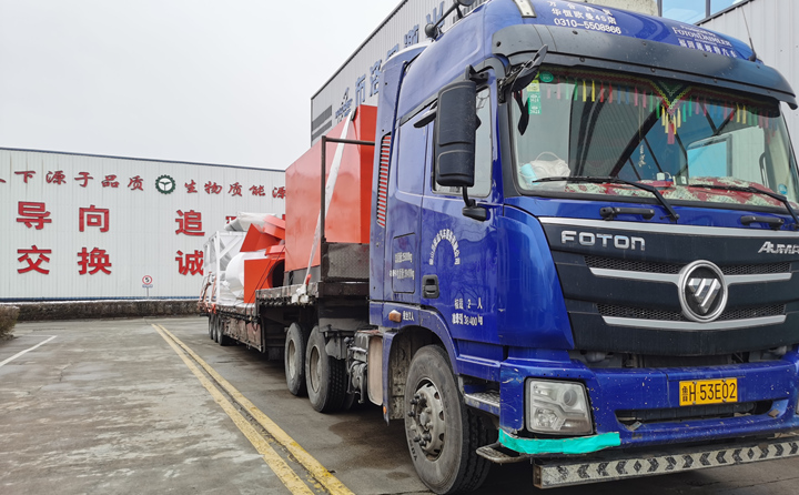 木屑造粒機發貨啦.jpg 木屑造粒機發貨啦.jpg