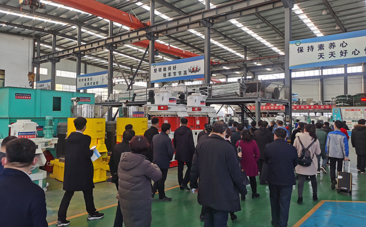 山東金格瑞不斷提升企業創新力、發展力、影響力,為我區全面建設現代化濟東強區再立新功.jpg 山東金格瑞不斷提升企業創新力、發展力、影響力,為我區全面建設現代化濟東強區再立新功.jpg