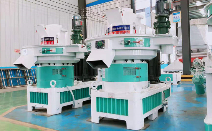 鋸末顆粒機(jī).jpg 鋸末顆粒機(jī).jpg