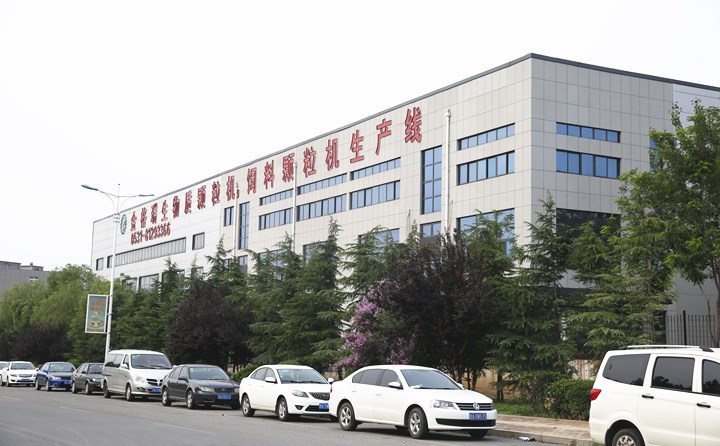 山東金格瑞木屑制粒機(jī)廠(chǎng)家.JPG 山東金格瑞木屑制粒機(jī)廠(chǎng)家.JPG