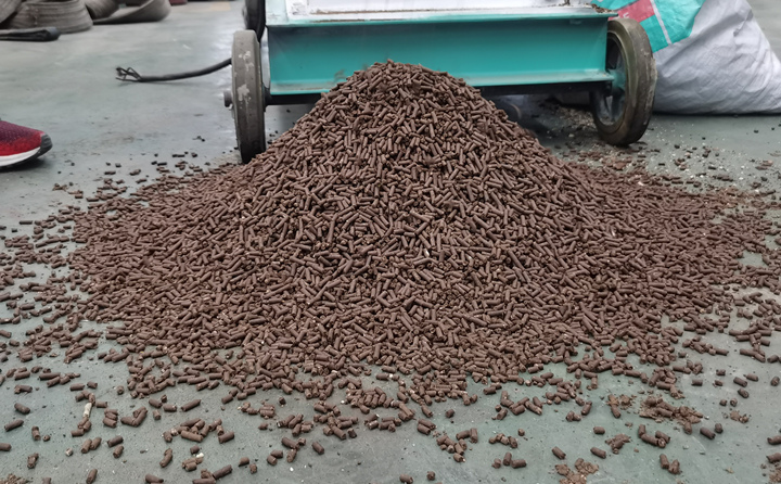 羊飼料顆粒.jpg 羊飼料顆粒.jpg