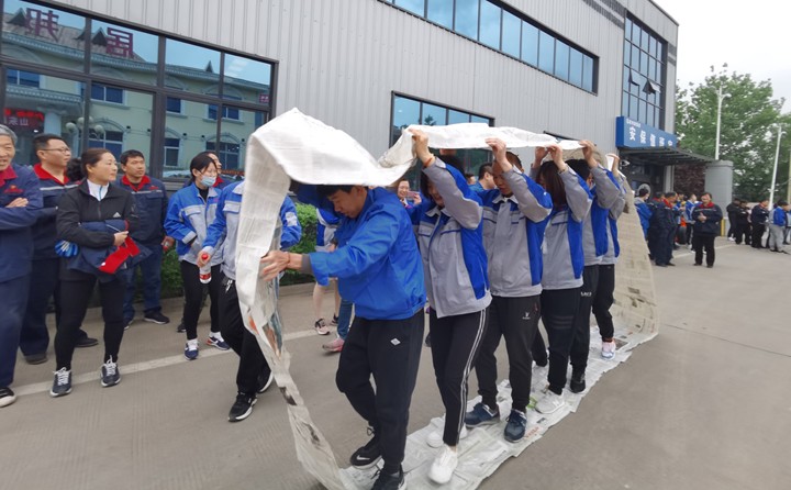 車輪滾滾比賽.jpg 車輪滾滾比賽.jpg