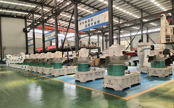 山東金格瑞木屑顆粒機(jī)廠家.jpg 山東金格瑞木屑顆粒機(jī)廠家.jpg