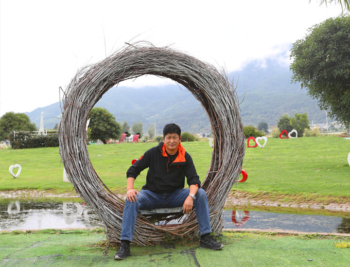 為正在外奔波無(wú)法參加母親生日宴的銷售精英房炳青家屬送去生日祝福。.jpg 為正在外奔波無(wú)法參加母親生日宴的銷售精英房炳青家屬送去生日祝福。.jpg