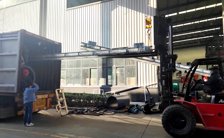 木屑顆粒機生產(chǎn)線發(fā)往英國倫敦,這是年產(chǎn)2萬噸的顆粒機生產(chǎn)線設(shè)備.jpg 木屑顆粒機生產(chǎn)線發(fā)往英國倫敦,這是年產(chǎn)2萬噸的顆粒機生產(chǎn)線設(shè)備.jpg