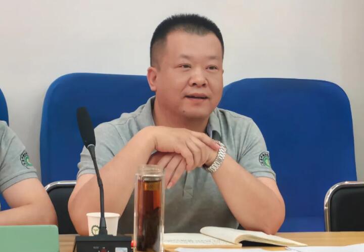 最后,集團總經(jīng)理孫寧波進行總結(jié)發(fā)言.jpg 最后,集團總經(jīng)理孫寧波進行總結(jié)發(fā)言.jpg